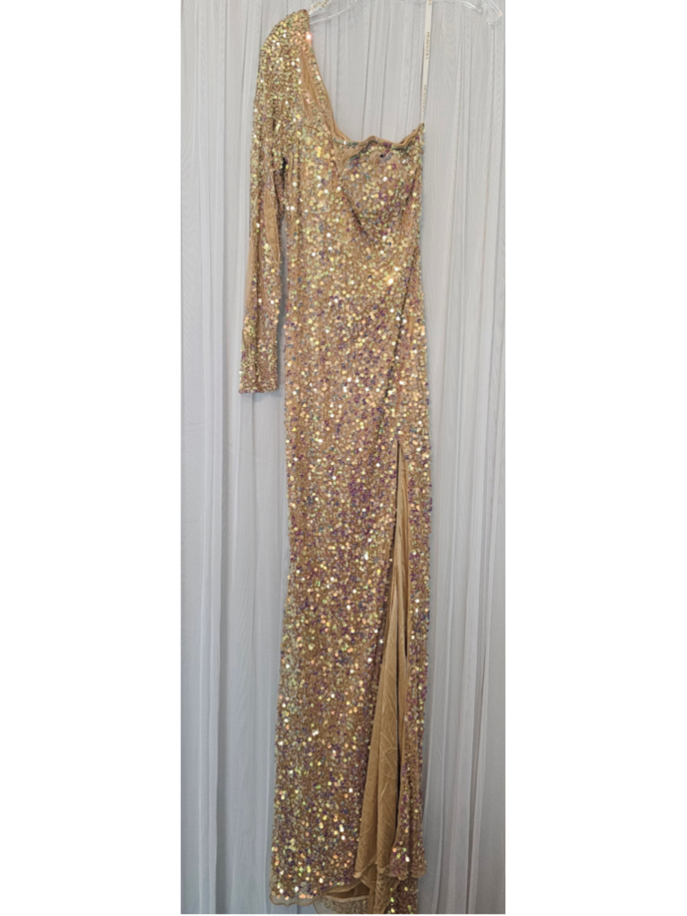 Women's Primavera One Shoulder Sequin Formal Gown in Gold, Size 8